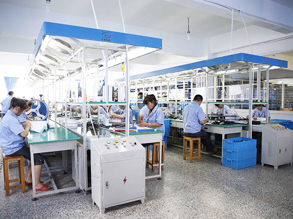 防雷器廠家的產品在各行業中的作用！