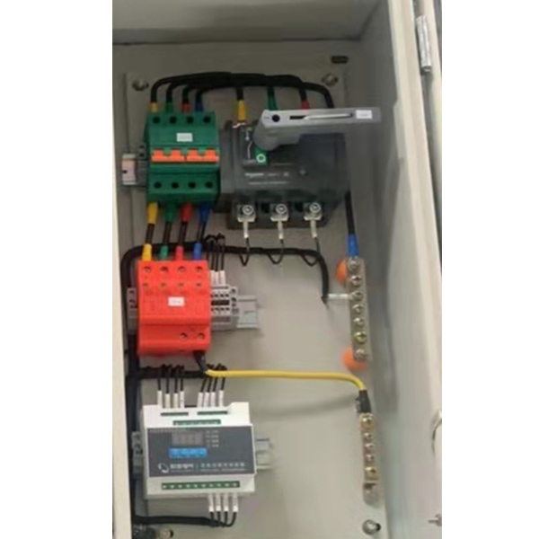 電源浪涌保護 器