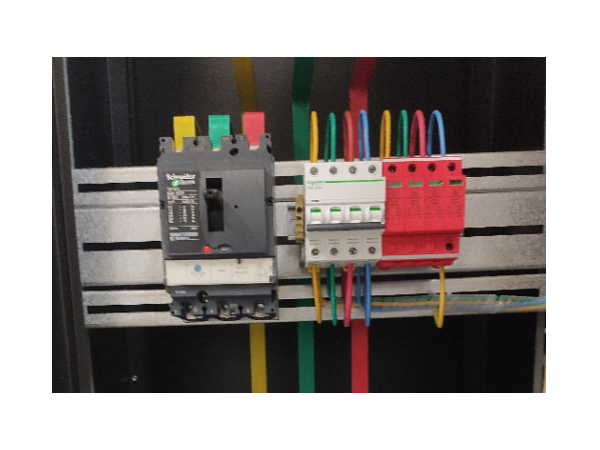 低壓浪涌保護器