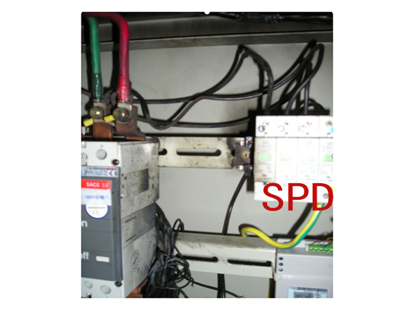 如何判斷防雷器質量好壞【光束防雷】